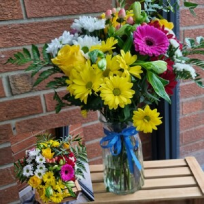 Vase display - Two gifts in once a selection  of fresh flowers in glass vase, colours of your choice, flowers may vary.